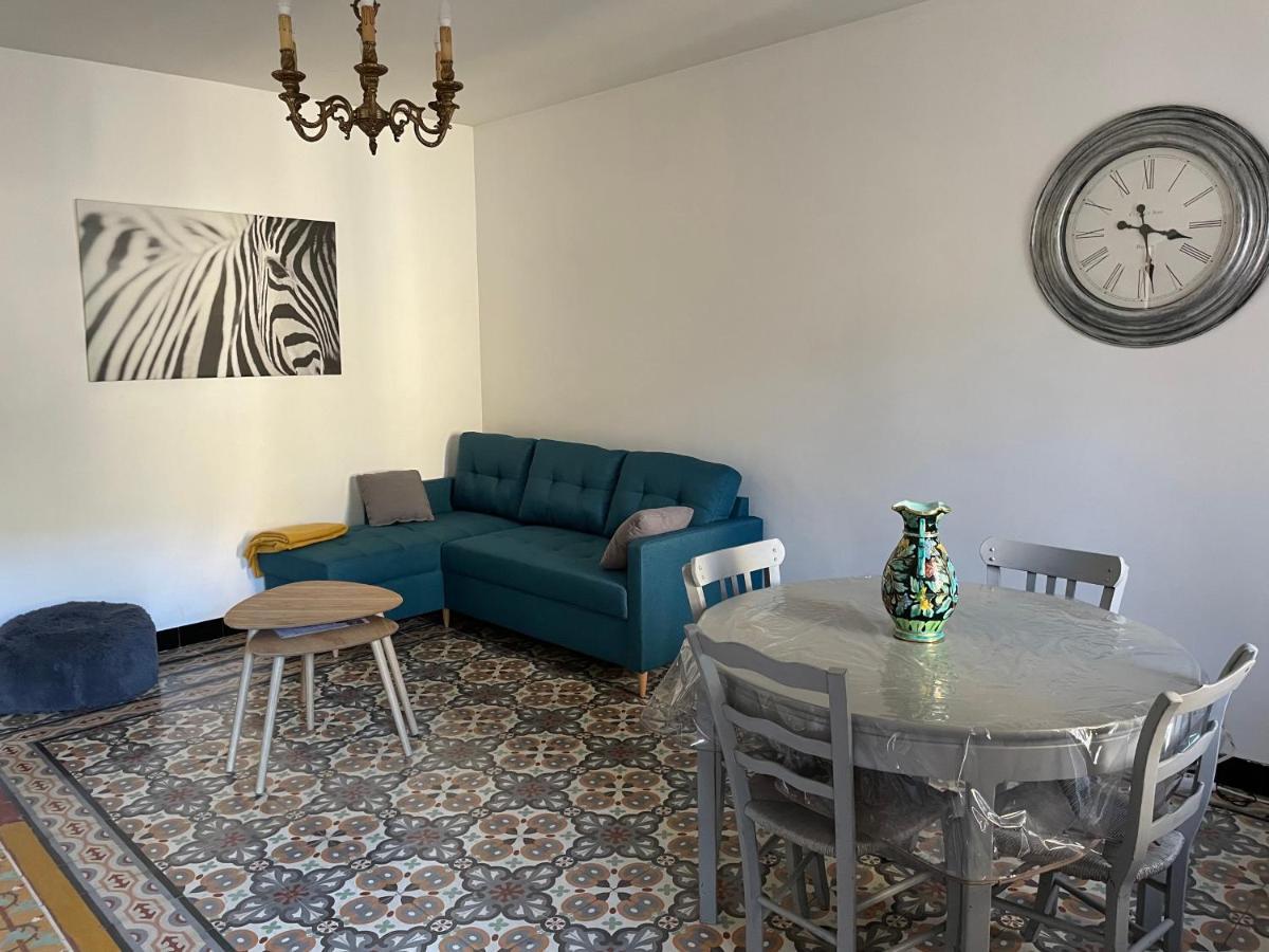 Chez Tatie Menie Bed & Breakfast Fraissé-des-Corbières Екстериор снимка